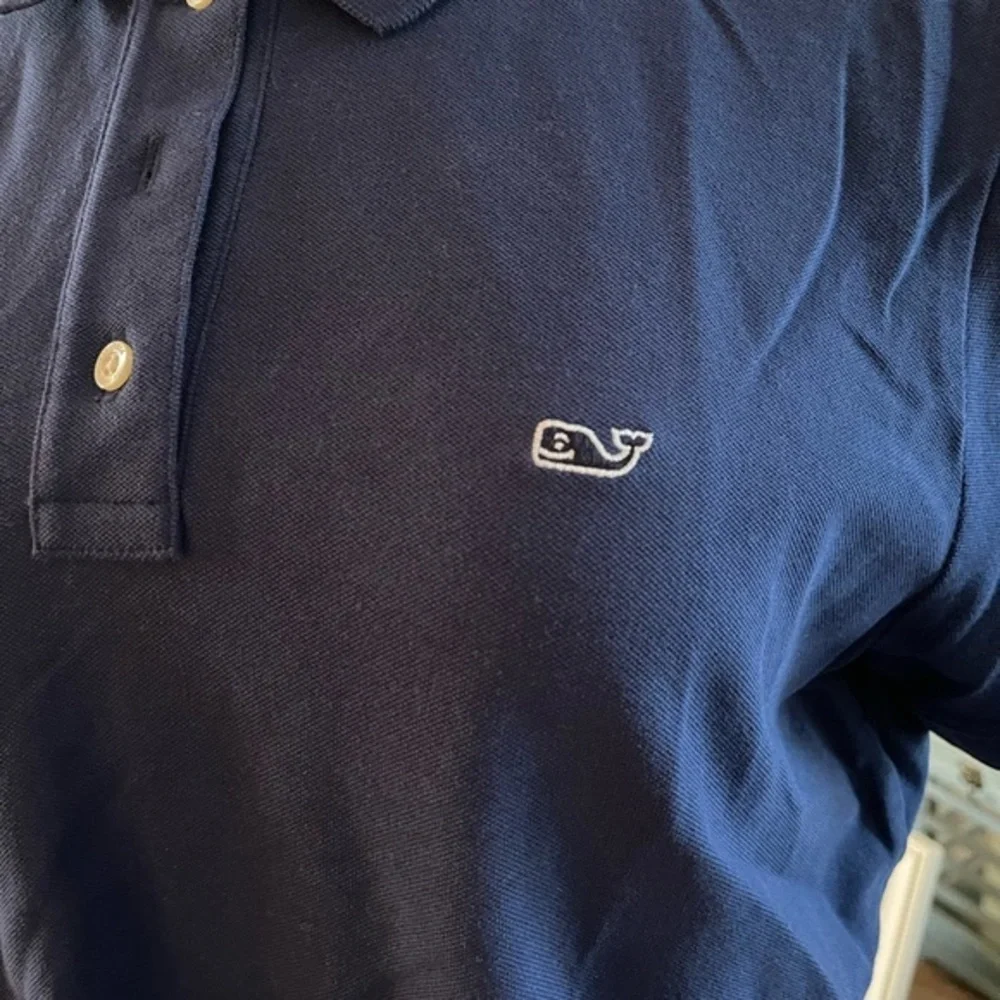 VINEYARD VINES Navy Blue Shortsleeve Polo Style‎ Shirt Whale Preppy Size LARGE - Picture 4 of 9